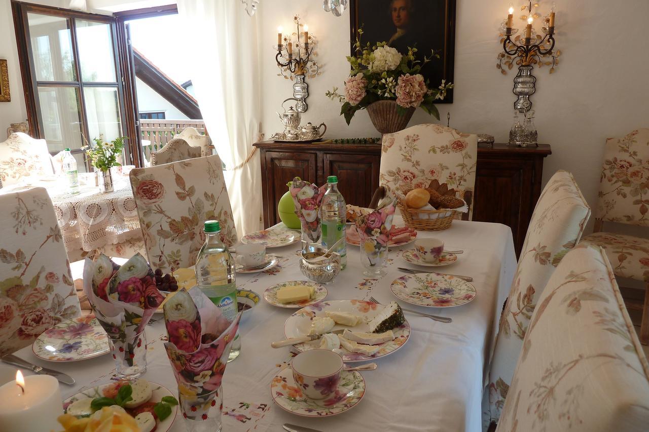 Romantik Villa Андекс Екстериор снимка